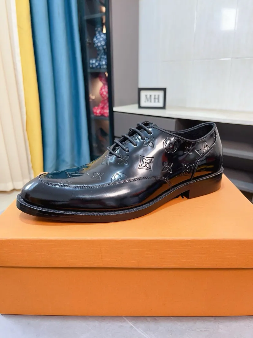 Men's shoes 💰540🌹🌹 [LV] Louis Vuitton's popular casual leather shoes 🎖Fashionable and elegant 🎖🎖Material: Original imported cowhide open edge beads, washed cowhide leather lining, original molded rubber outsole, high-end and classy, ​​elegant quality, instantly transforming into a handsome man ❤❤Standard\nNumber of sizes: 39-44, 38 45 46 customized